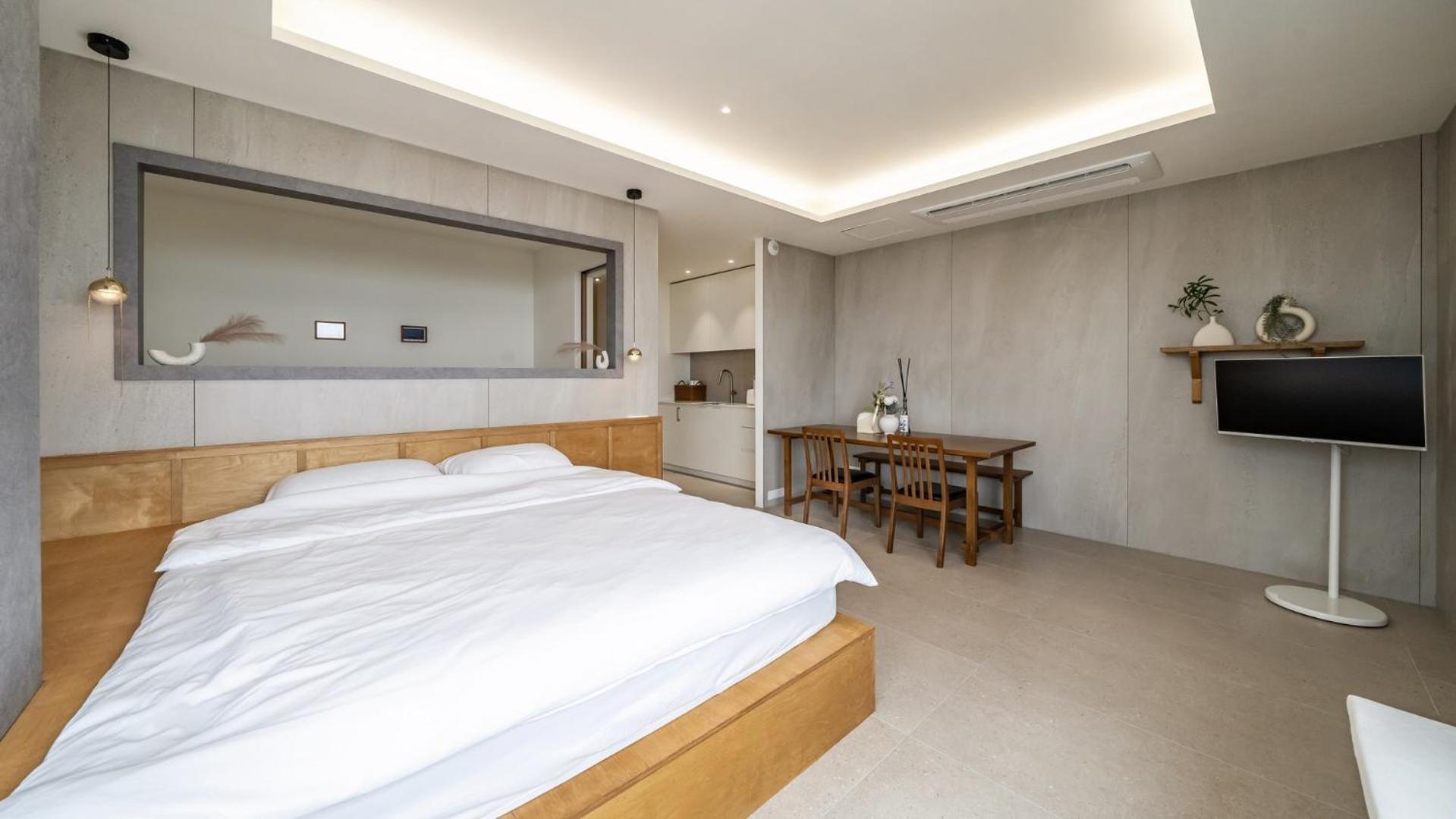 Goseong Gyeoulbada Ocean View Pension Room photo